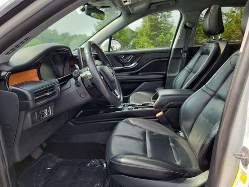 Used 2022 Lincoln Corsair Reserve AWD/4WD image 8