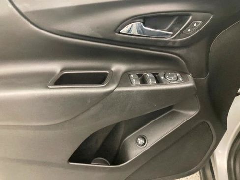 Used 2018 Chevrolet Equinox LT AWD/4WD image 32