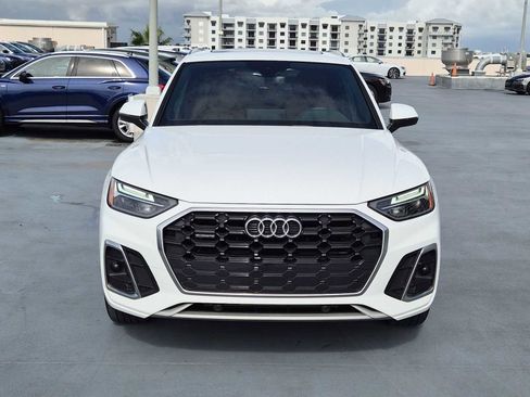 Certified 2023 Audi Q5 2.0T Premium w/ Convenience Package image 9