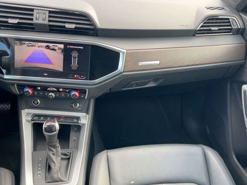 Certified 2023 Audi Q3 2.0T Premium image 25