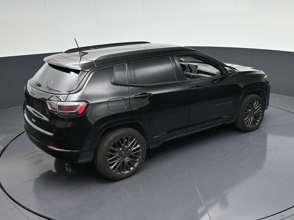Used 2024 Jeep Compass Limited w/ High Altitude Package AWD/4WD image 25