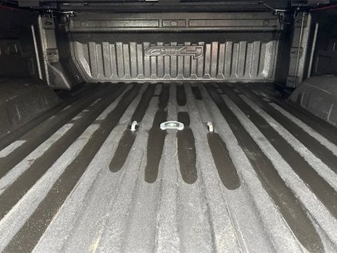 Used 2024 GMC Sierra 2500 AT4 w/ AT4 Premium Plus Package image 17