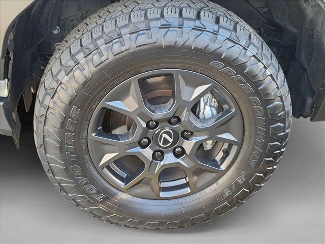 Used 2026 Lexus GX 550 AWD/4WD image 23