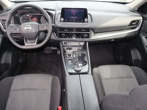 Certified 2025 Nissan Rogue SV AWD/4WD image 14