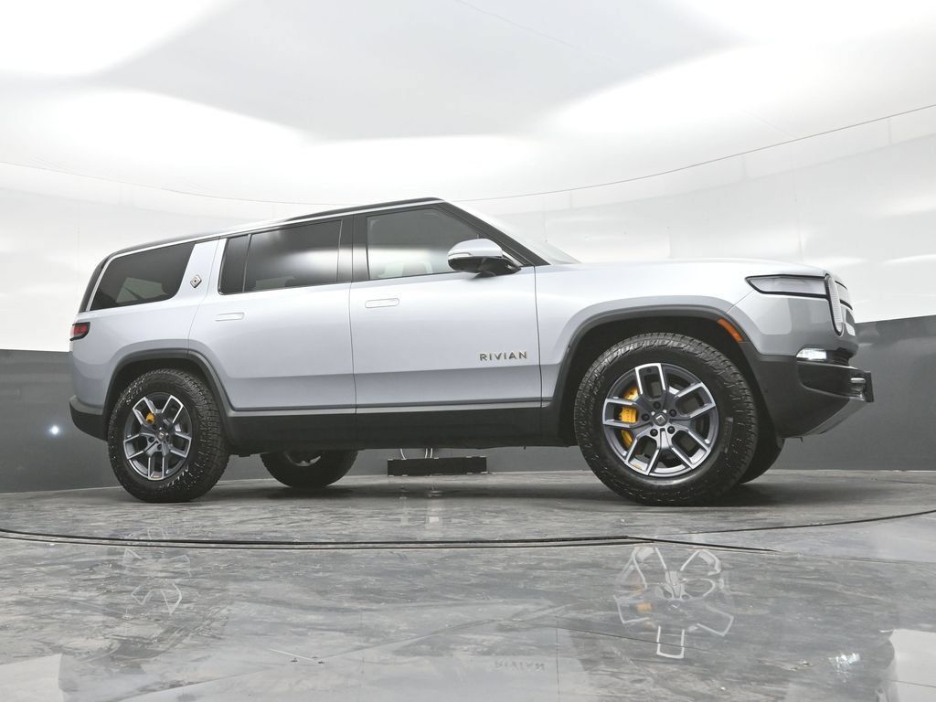 Used 2023 Rivian R1S Adventure Quad AWD/4WD image 32