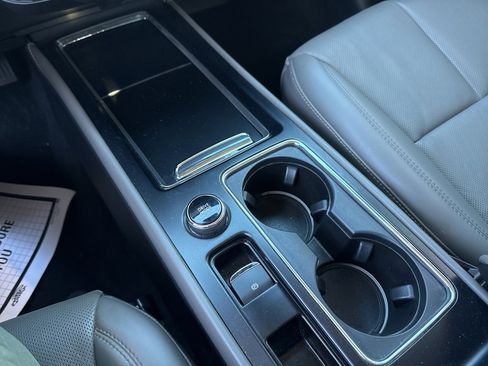 Certified 2023 Lincoln Corsair Reserve image 38