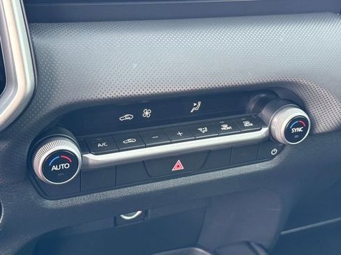 Used 2025 MAZDA CX-50 AWD 2.5 S w/ Cargo Package image 19