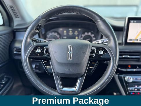 Used 2022 Lincoln Corsair AWD w/ Premium Package image 10