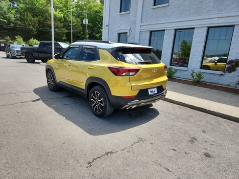 Used 2023 Chevrolet TrailBlazer ACTIV w/ Sun and Liftgate Package image 3