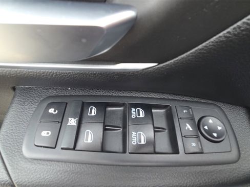 Used 2019 RAM 1500 Big Horn image 32