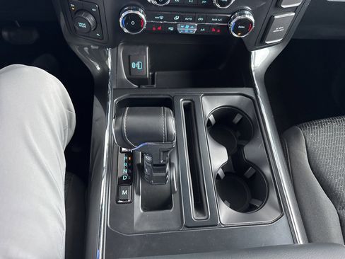 Certified 2022 Ford F150 XLT w/ Equipment Group 302A High image 34