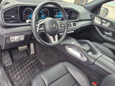 Used 2023 Mercedes-Benz GLS 450 4MATIC image 23