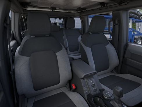 New 2026 Ford Bronco 4-Door AWD/4WD image 10