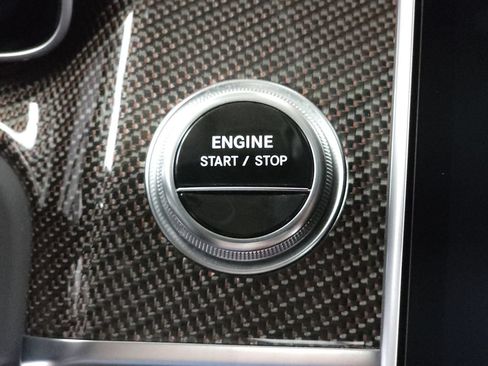 Used 2024 Mercedes-Benz S 63 AMG S w/ Carbon Fiber Exterior Package image 16