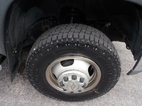 Used 2002 Chevrolet Silverado 3500 LT w/ Off-Road Skid Plate Pkg image 19