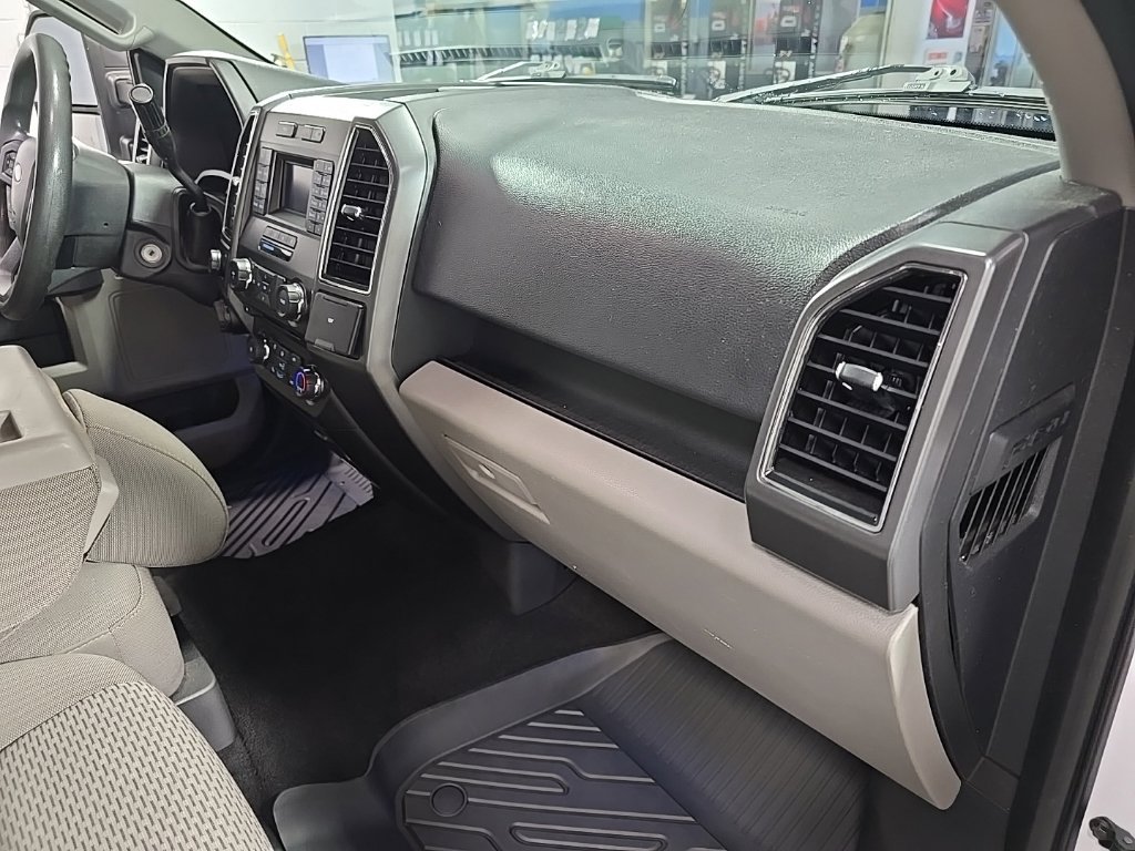 Used 2017 Ford F150 XLT w/ Max Trailer Tow Package AWD/4WD image 29