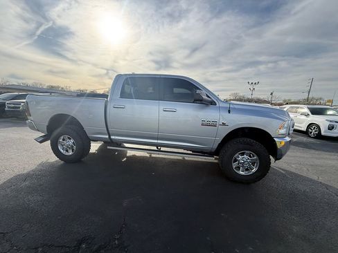 Used 2015 RAM 2500 SLT w/ Luxury Group image 2