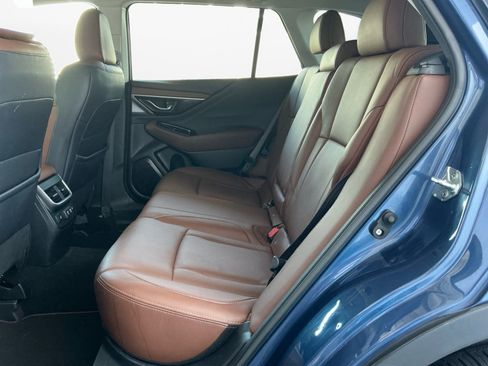 Used 2022 Subaru Outback Touring AWD/4WD image 16