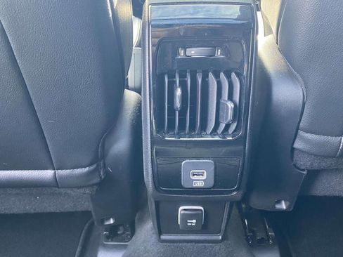 Used 2023 Jeep Compass Latitude w/ Sun and Sound Group image 12