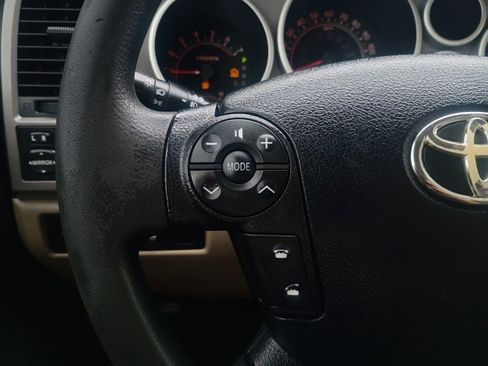 Used 2012 Toyota Tundra 2WD CrewMax w/ SR5 Pkg image 11