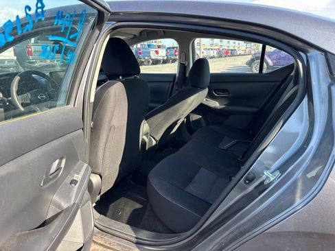 Used 2025 Nissan Sentra SV FWD image 6