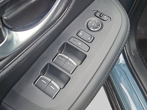 Used 2026 Honda HR-V EX-L image 23