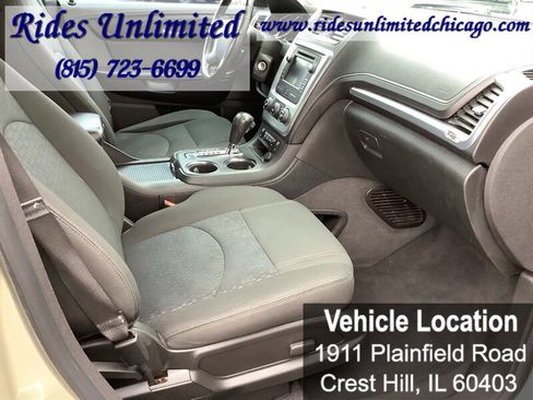 Used 2013 GMC Acadia SLE image 22