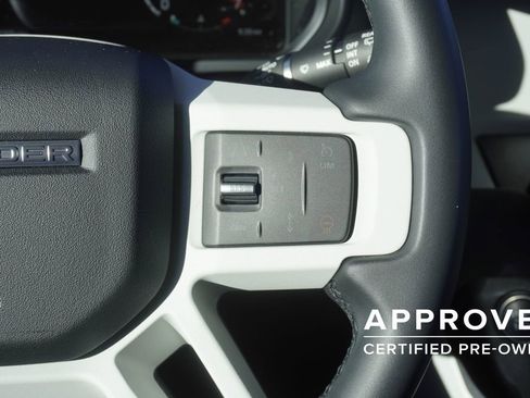 Used 2025 Land Rover Defender 110 S image 13