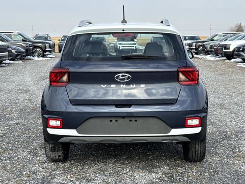 New 2026 Hyundai Venue SEL image 13