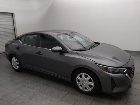 Used 2024 Nissan Sentra S FWD image 11