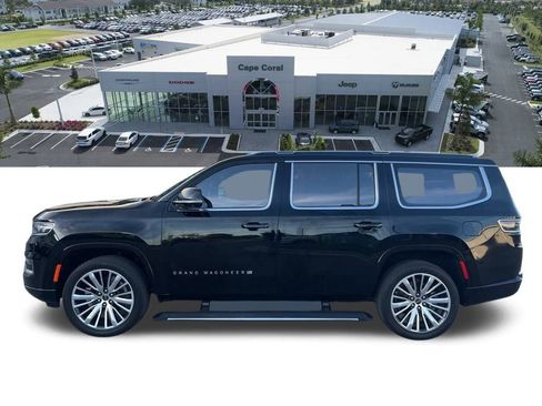 Used 2022 Jeep Grand Wagoneer Series III w/ Flexible Seating Group image 33