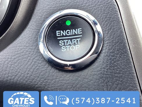 Used 2020 Ford Fusion SE image 26