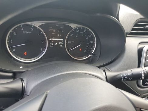 Certified 2025 Nissan Versa S w/ Trunk Package FWD image 20