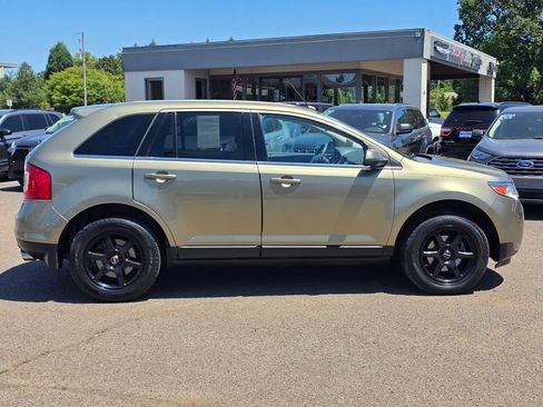 Used 2013 Ford Edge Limited AWD/4WD image 29