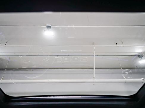 Used 2025 Mercedes-Benz GLE 350 4MATIC image 11