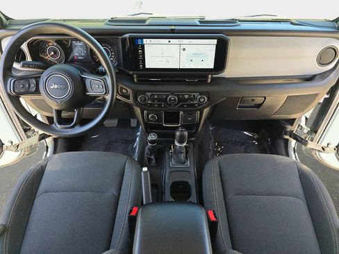 Used 2024 Jeep Wrangler Sport AWD/4WD image 10