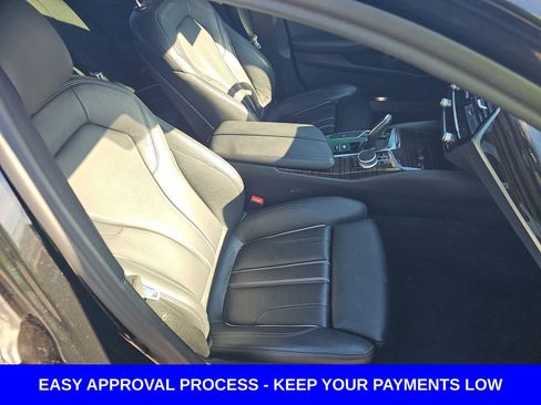 Used 2019 BMW 530i xDrive w/ Convenience Package image 11