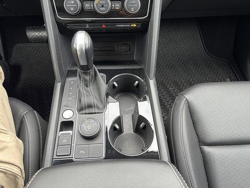 Certified 2023 Volkswagen Atlas SEL image 27