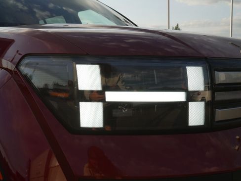 Used 2025 Hyundai Santa Fe SEL AWD/4WD image 24