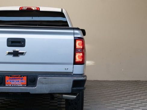 Used 2017 Chevrolet Silverado 1500 LT RWD image 12