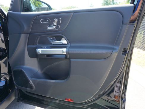 New 2025 Mercedes-Benz GLB 250 4MATIC image 61