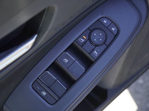 New 2026 Nissan Sentra SV image 9