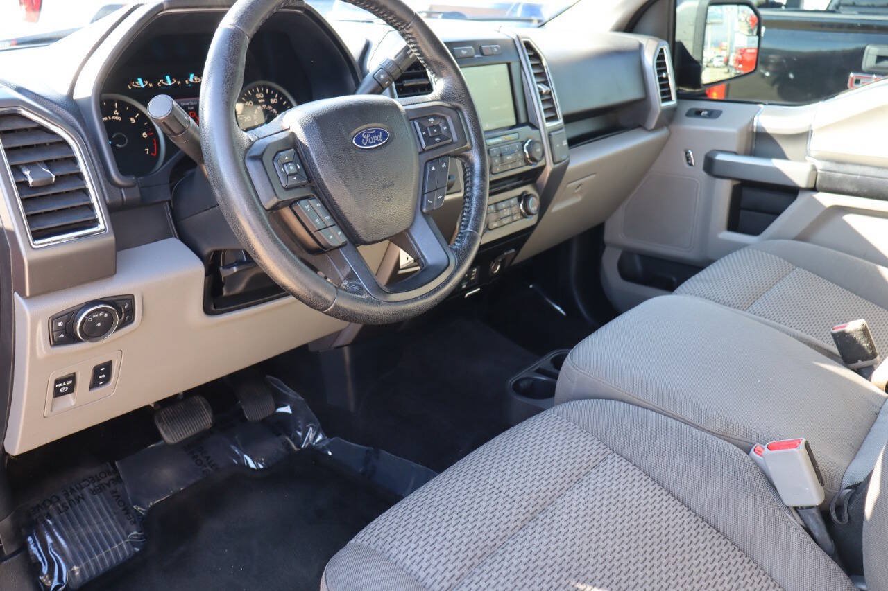 Used 2015 Ford F150 XLT w/ Equipment Group 302A Luxury RWD image 12
