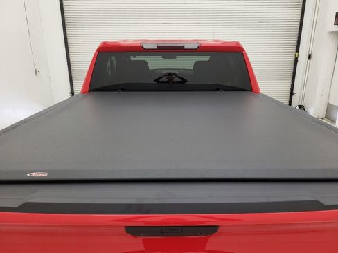 Used 2020 Chevrolet Silverado 1500 Custom w/ Custom Value Package image 21