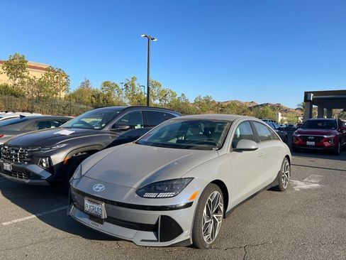 Used 2023 Hyundai Ioniq 6 SEL RWD image 4