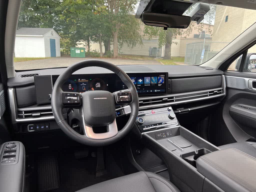 Used 2026 Hyundai Santa Fe SEL FWD image 16