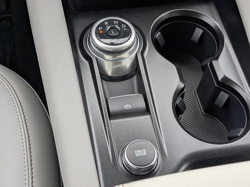 New 2026 Ford Explorer Active image 22