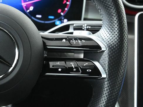 Certified 2025 Mercedes-Benz C 300 4MATIC Sedan image 17