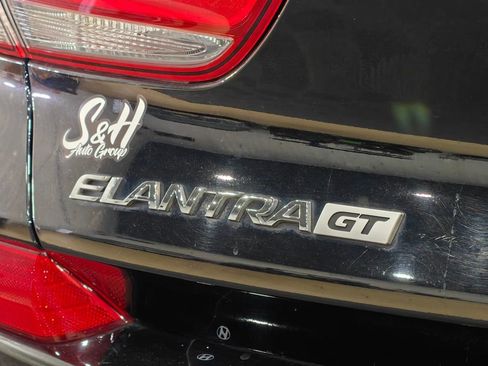 Used 2020 Hyundai Elantra GT FWD image 36