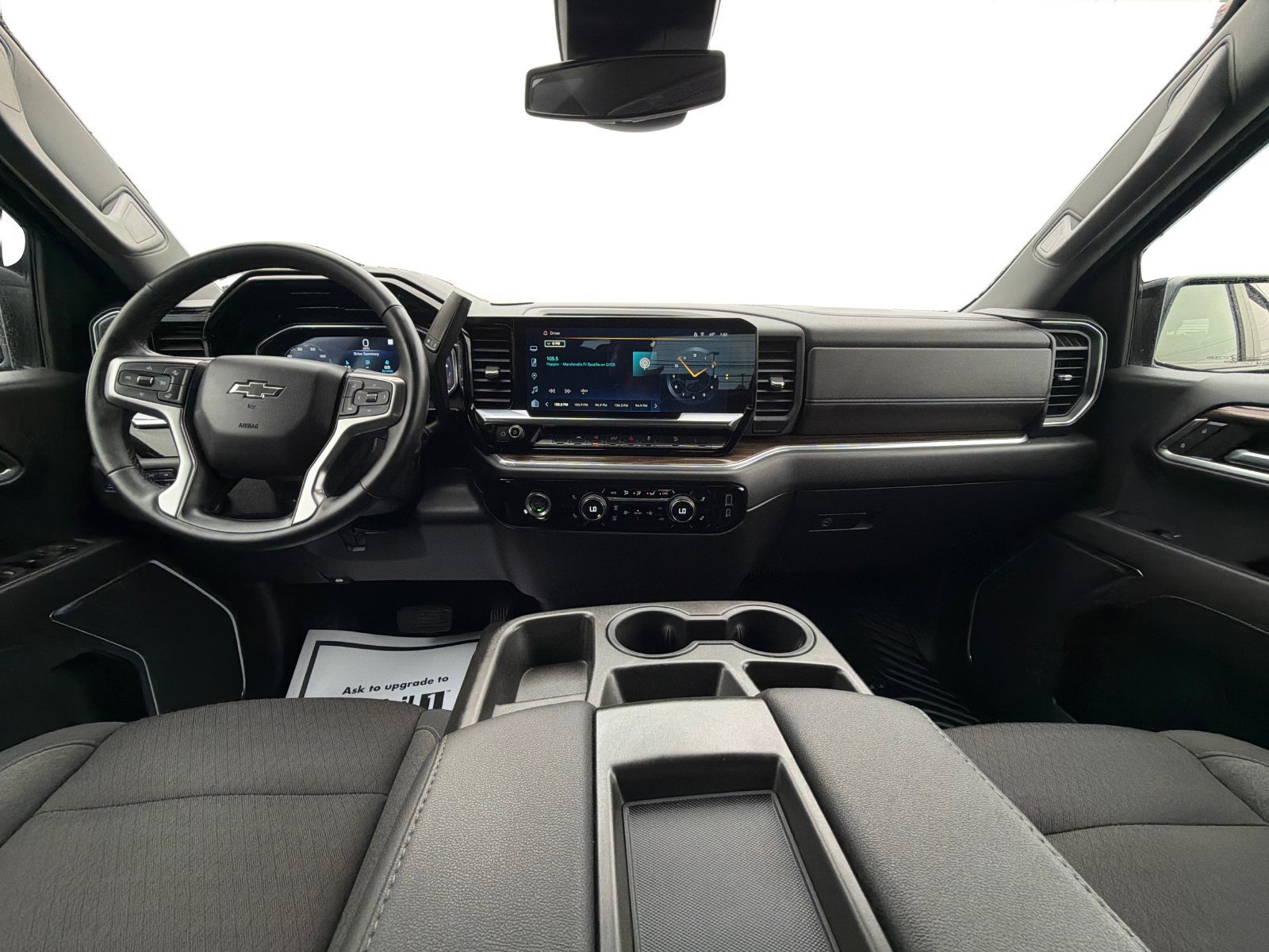 Used 2023 Chevrolet Silverado 1500 RST AWD/4WD image 11